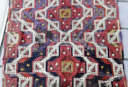 8-Kilim